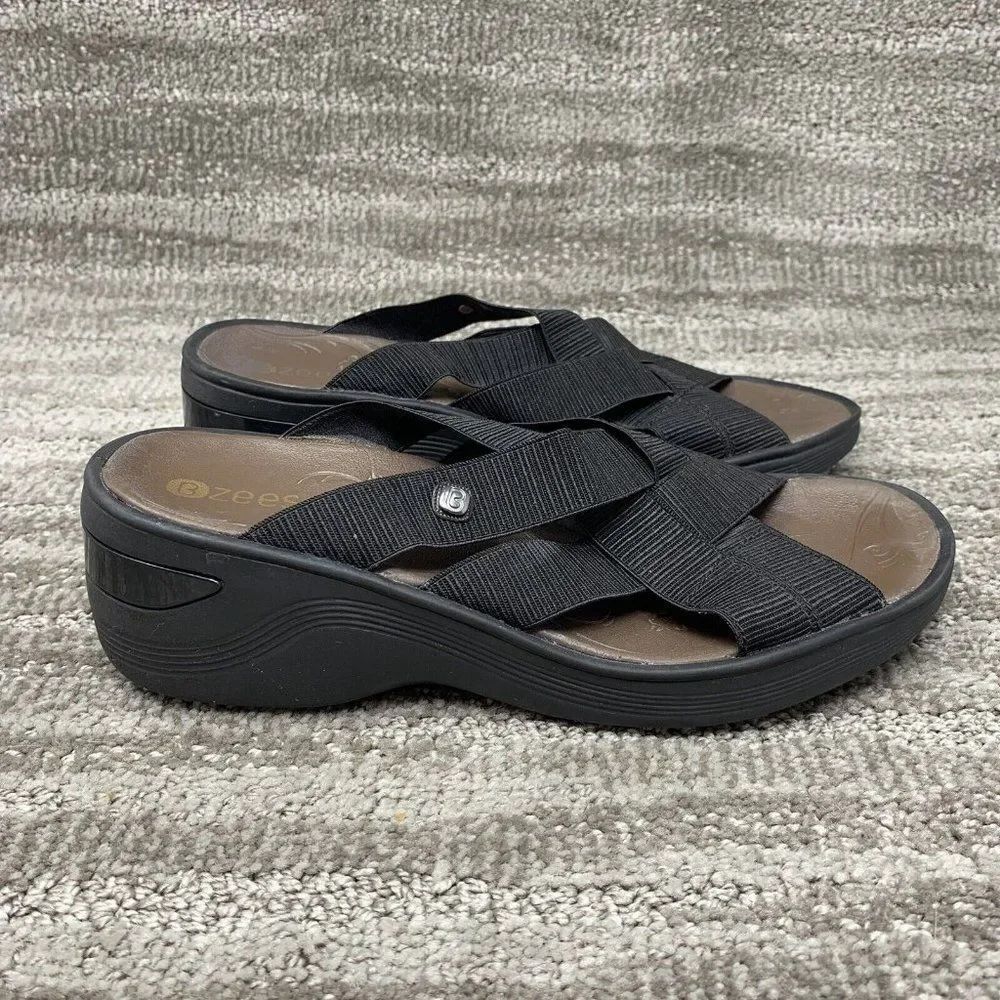 Bzees Womens Disco Strappy Comfort Sandals Black Slip On Open Toe 7M Shoes